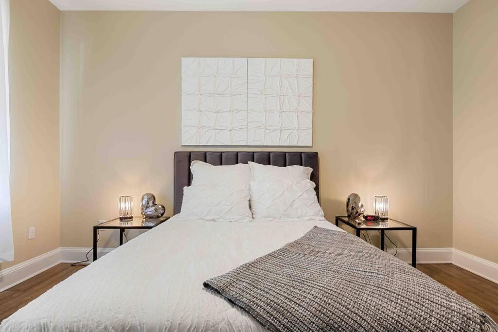 The Diamond Dwelling Queen Size Bed Ft Lee Petersburg Exterior foto